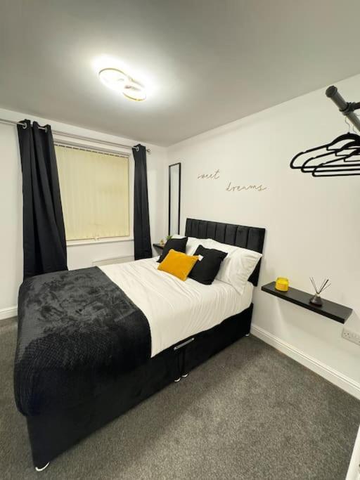 Luxury Cozy 3 Bed Apartment 5Mins From City - Free Parking! Nottingham Zewnętrze zdjęcie